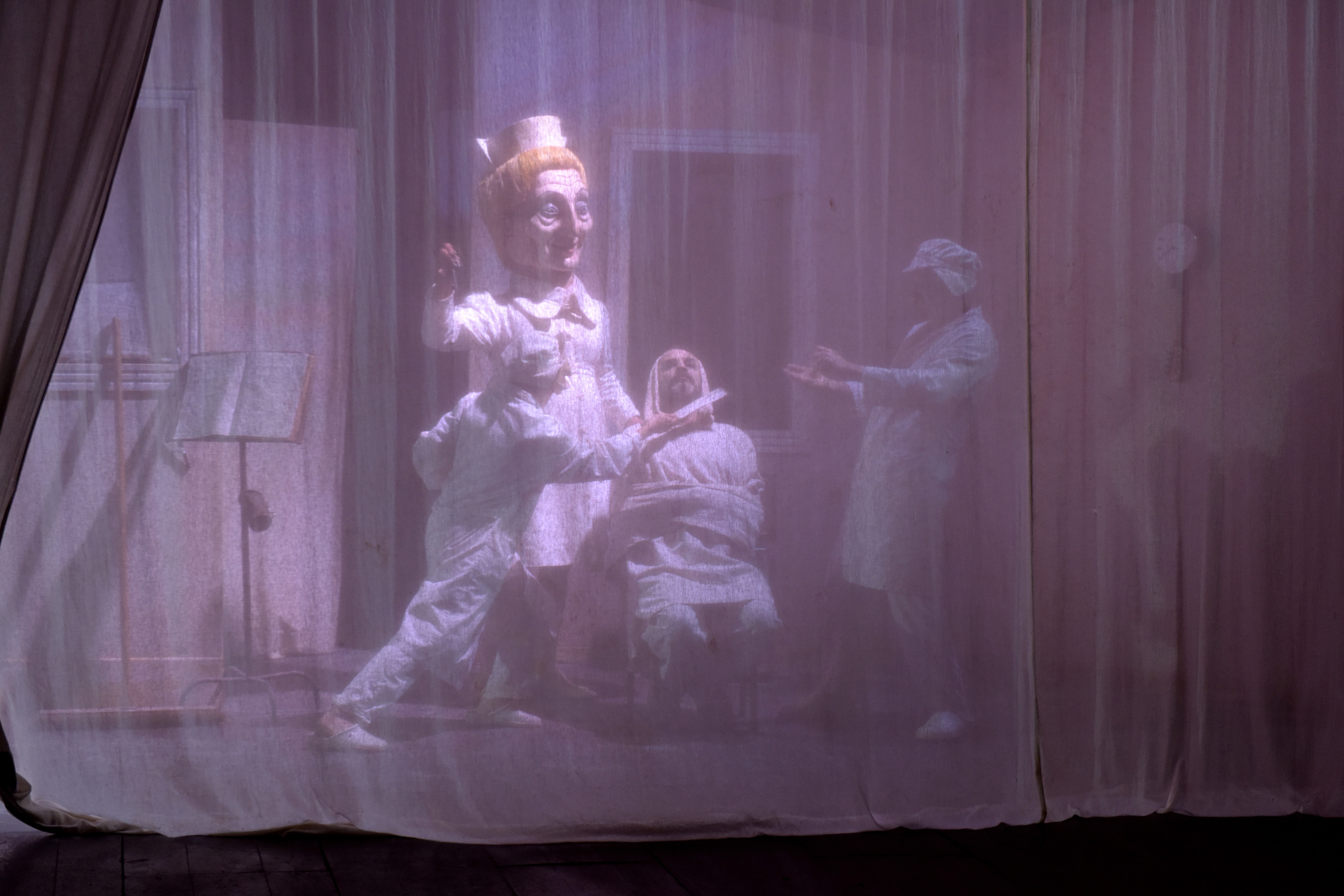 Le gouvernement annonce un prélèvement de 10 % du budget culturel audiovisuel au profit du théâtre public