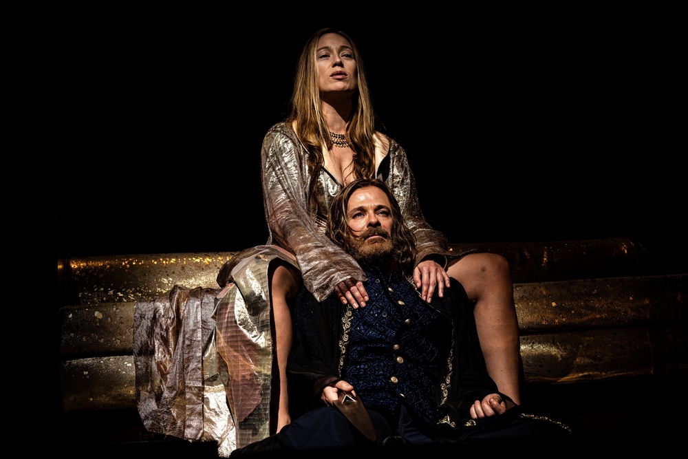 Simon Abkarian sacre les retrouvailles de Hélène et de Ménélas