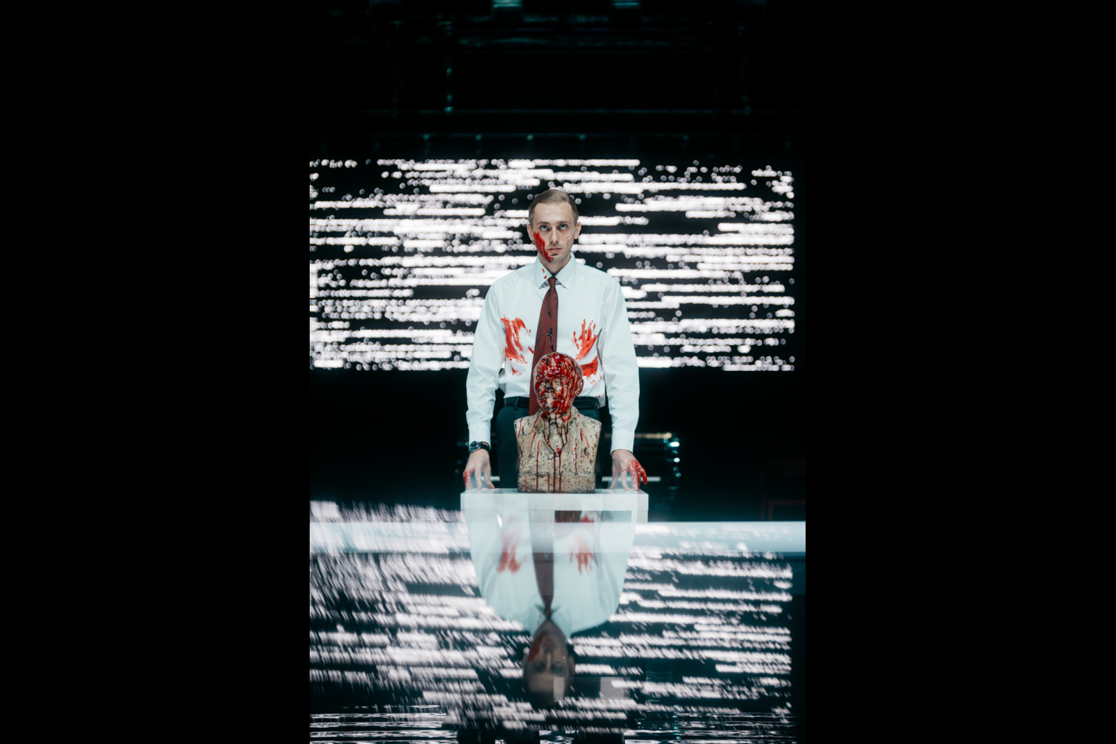 « Le mage du Kremlin », la pulsion de mort mise en scène avec talent par Roland Auzet.