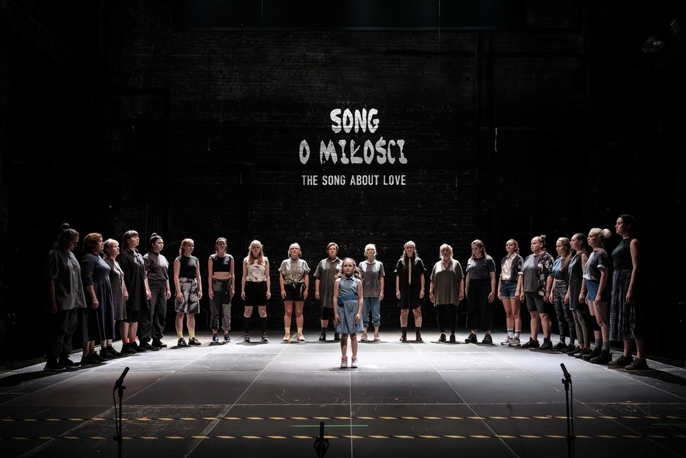 « MOTHERS A SONG FOR WARTIME » de Marta Górnicka