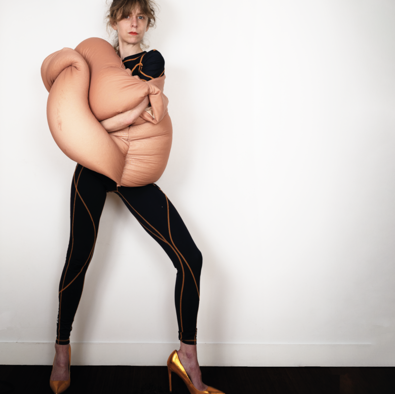 « Celle qui voulait qu’on la regarde disparaitre », une confession éclairante